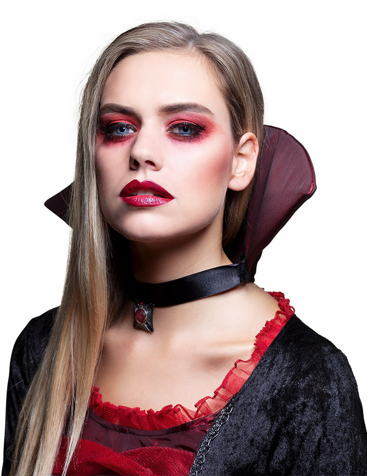 Mise en situation des lentilles fantaisie œil zombie Halloween