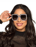 Óculos com strass e lantejoulas