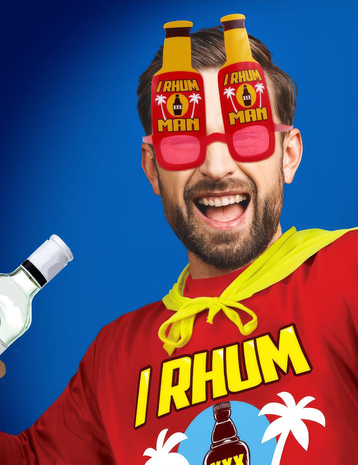 Vue de face des lunettes humoristiques I Rhum Man portées par un homme