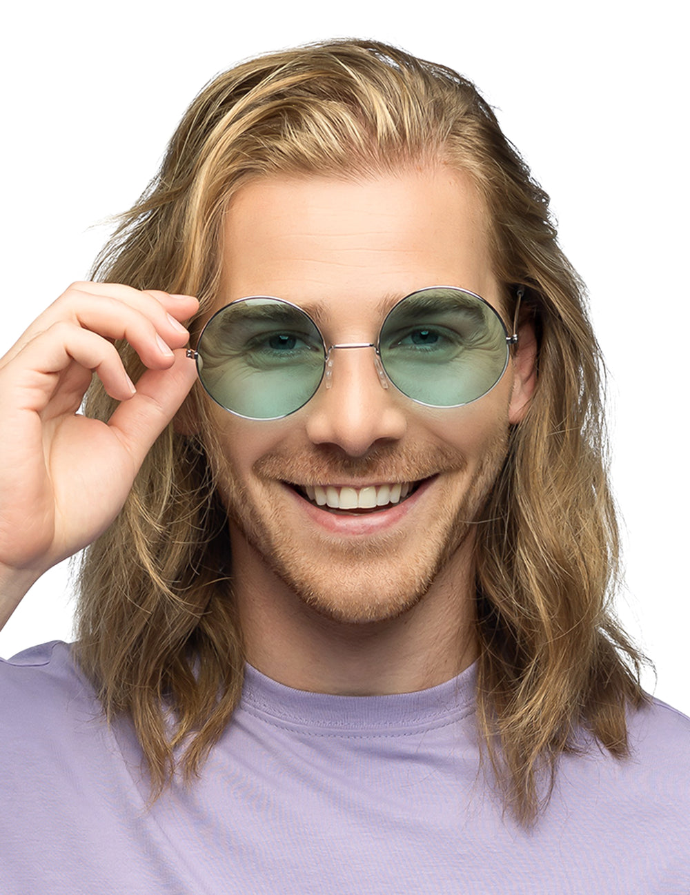 Gros plan porté des lunettes rondes géantes hippies