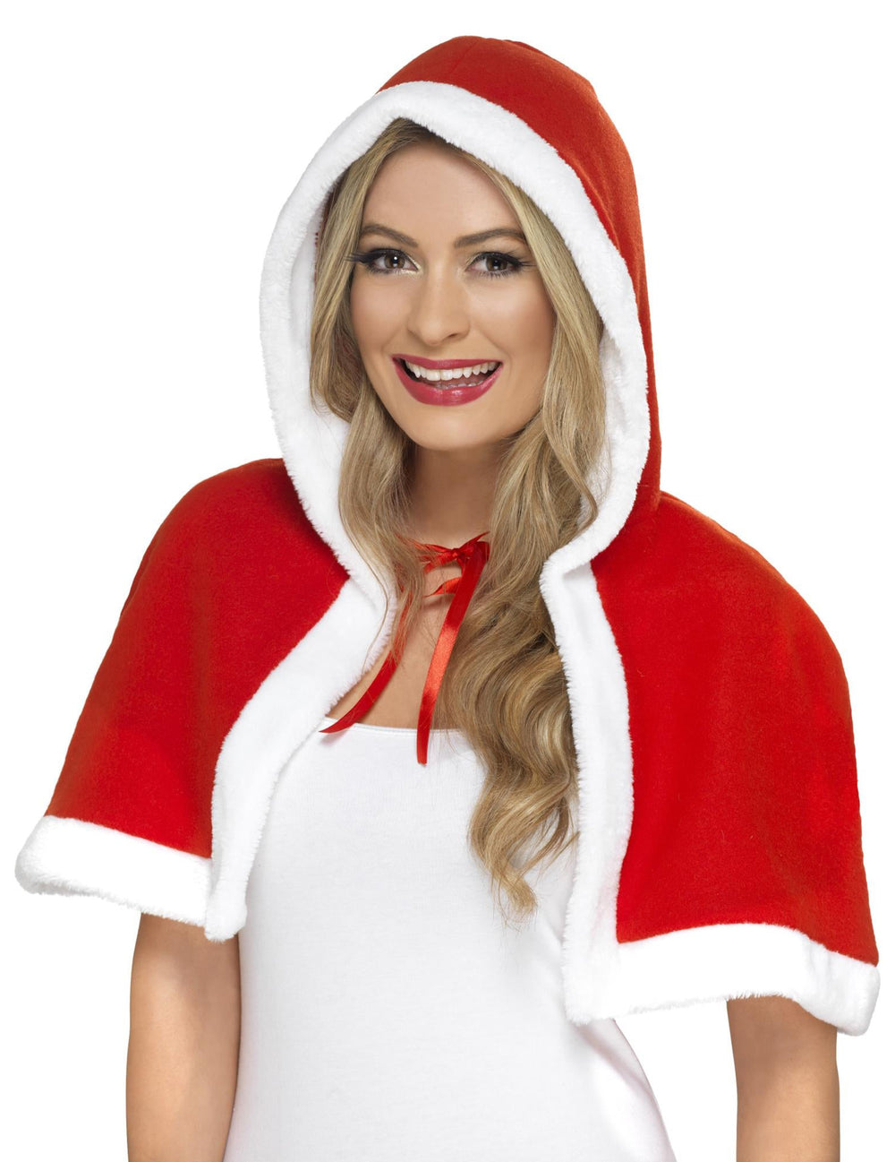 Gros plan sur la capuche et le ruban de la mini cape de Mère Noël