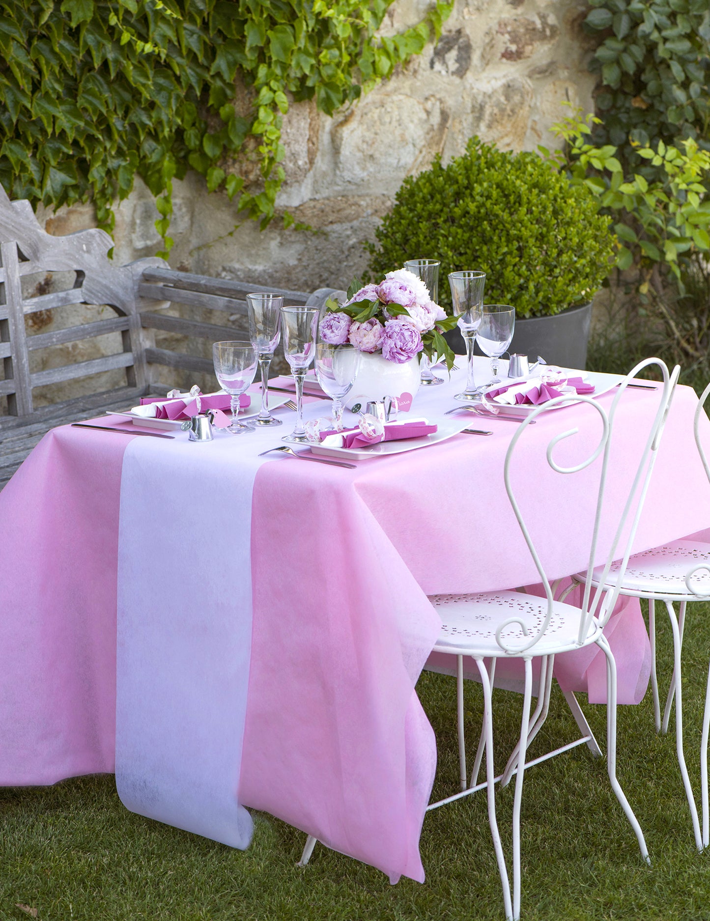 Rolo de toalha de mesa em TNT rosa 120 cm x 10 m