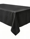 Toalha de mesa em TNT preta 150 x 300 cm