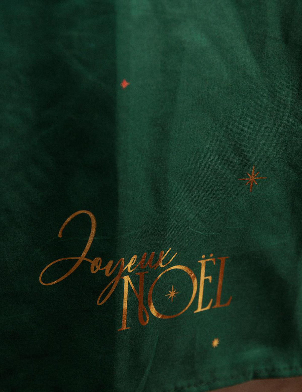 Toalha de mesa em tecido Feliz Natal verde inglês e dourado 140 x 240 cm