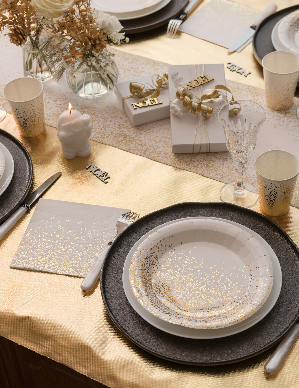 Toalha de mesa metálica dourada 120 cm x 20 m