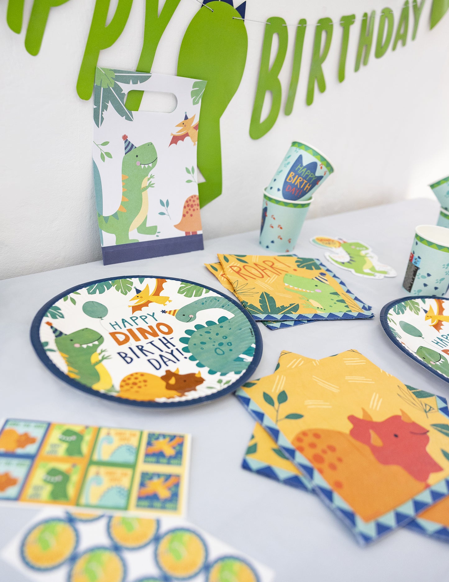 Pack Dino 51 peças para aniversário