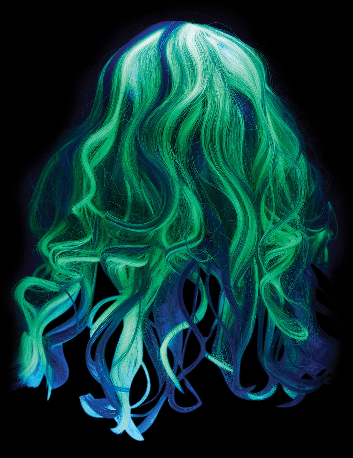 Détail de l'effet phosphorescent de la perruque longue grise phosphorescente pour enfant