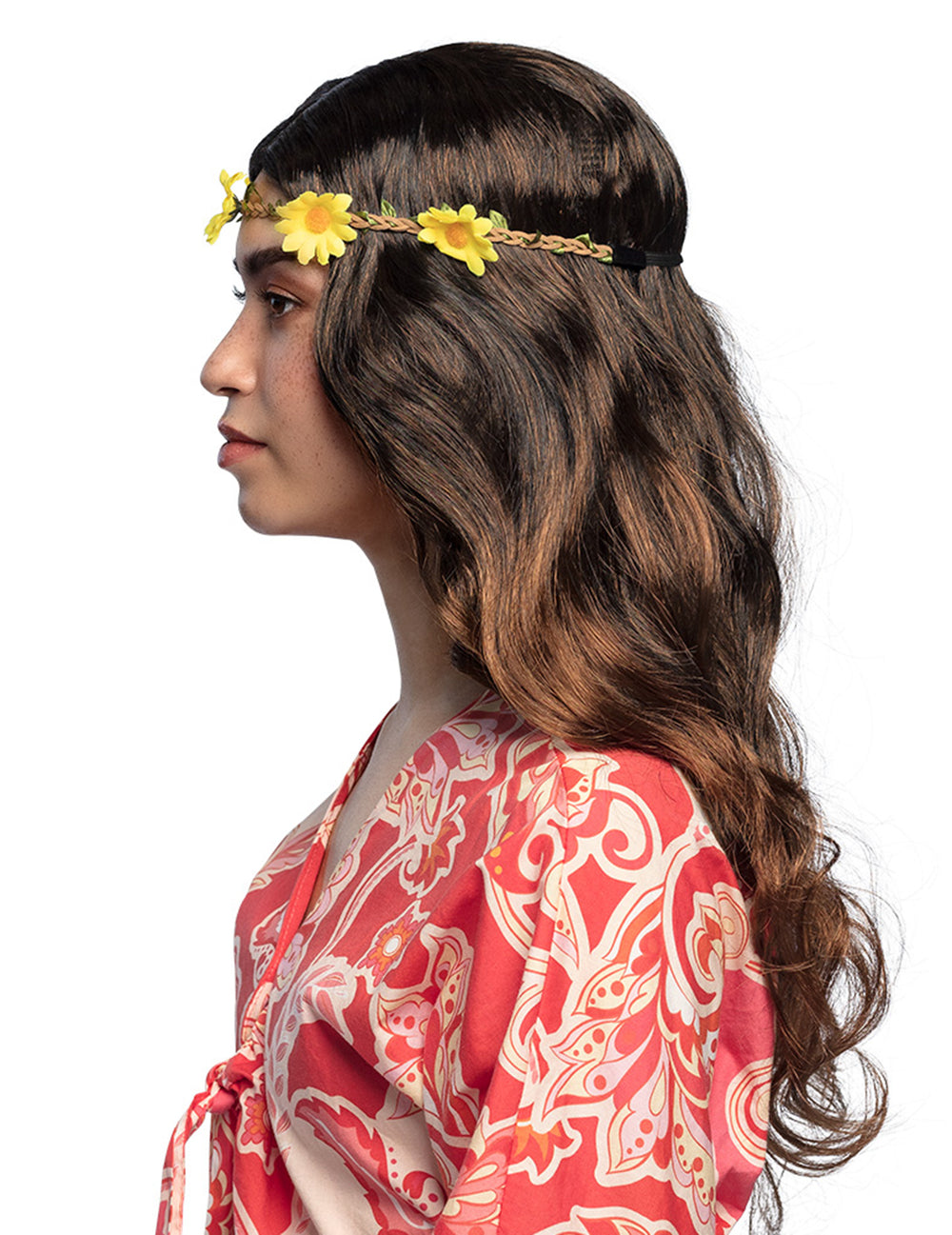 Vue de profil de la perruque longue avec bandeau fleurs