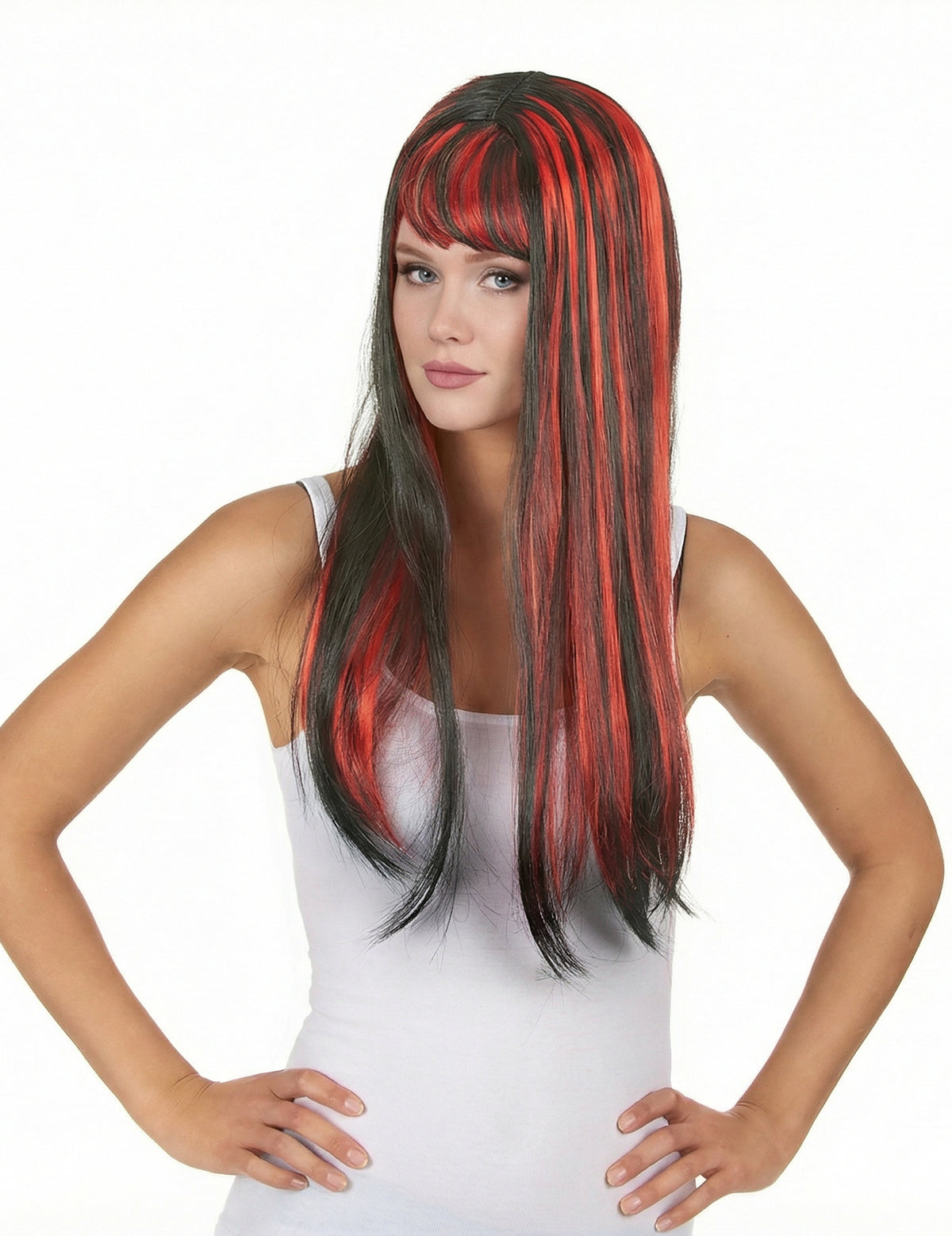 Vue de face de la perruque longue noire avec frange pour femme balayage rouge