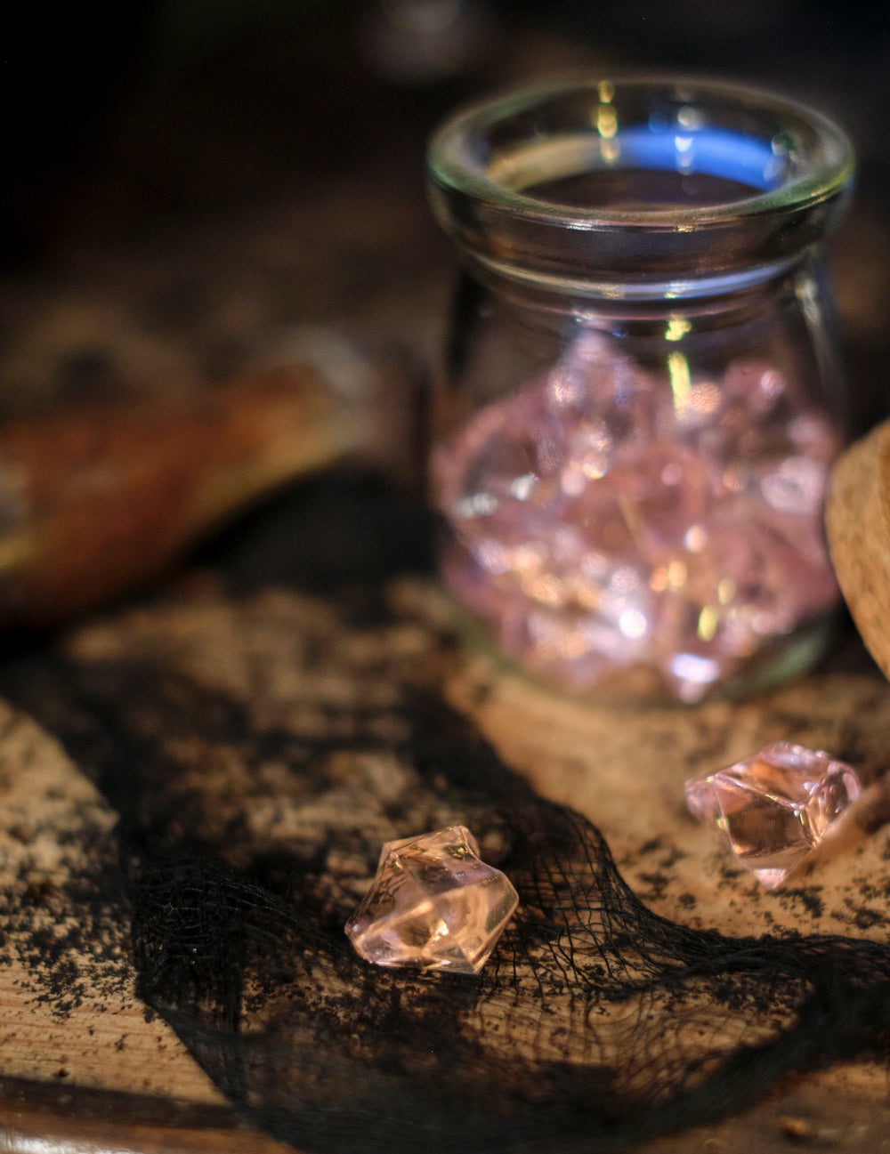 Mise en situation des pierres effet cristal pour décoration de table