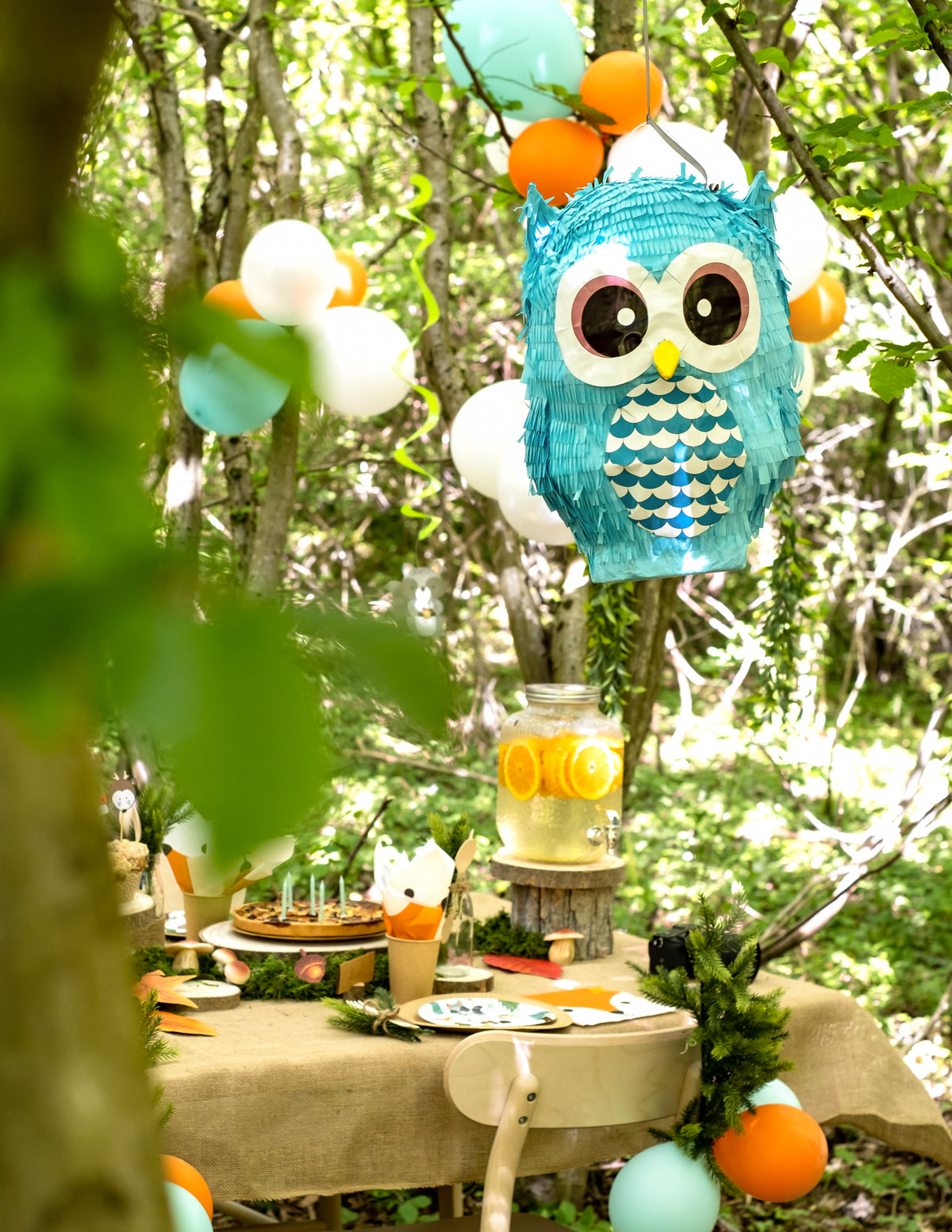 Pinata hibou pour enfant bleue et blanche