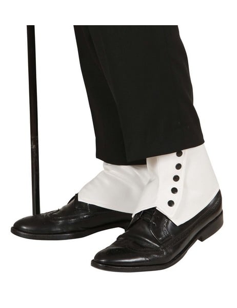 Sur chaussures blanches pour adulte avec boutons noirs