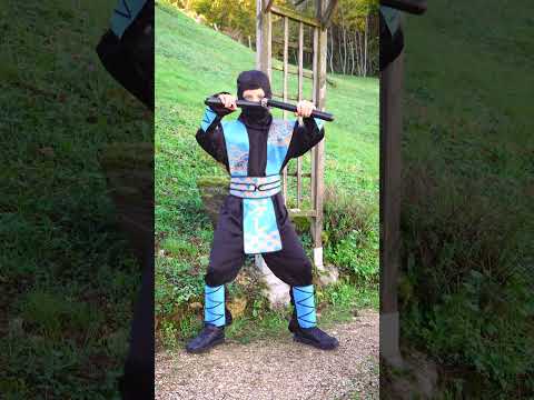 Déguisement ninja bleu et doré garçon