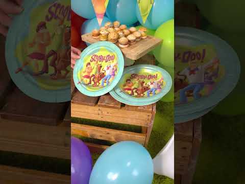 8 Assiettes en carton Scooby-Doo™ 23 cm