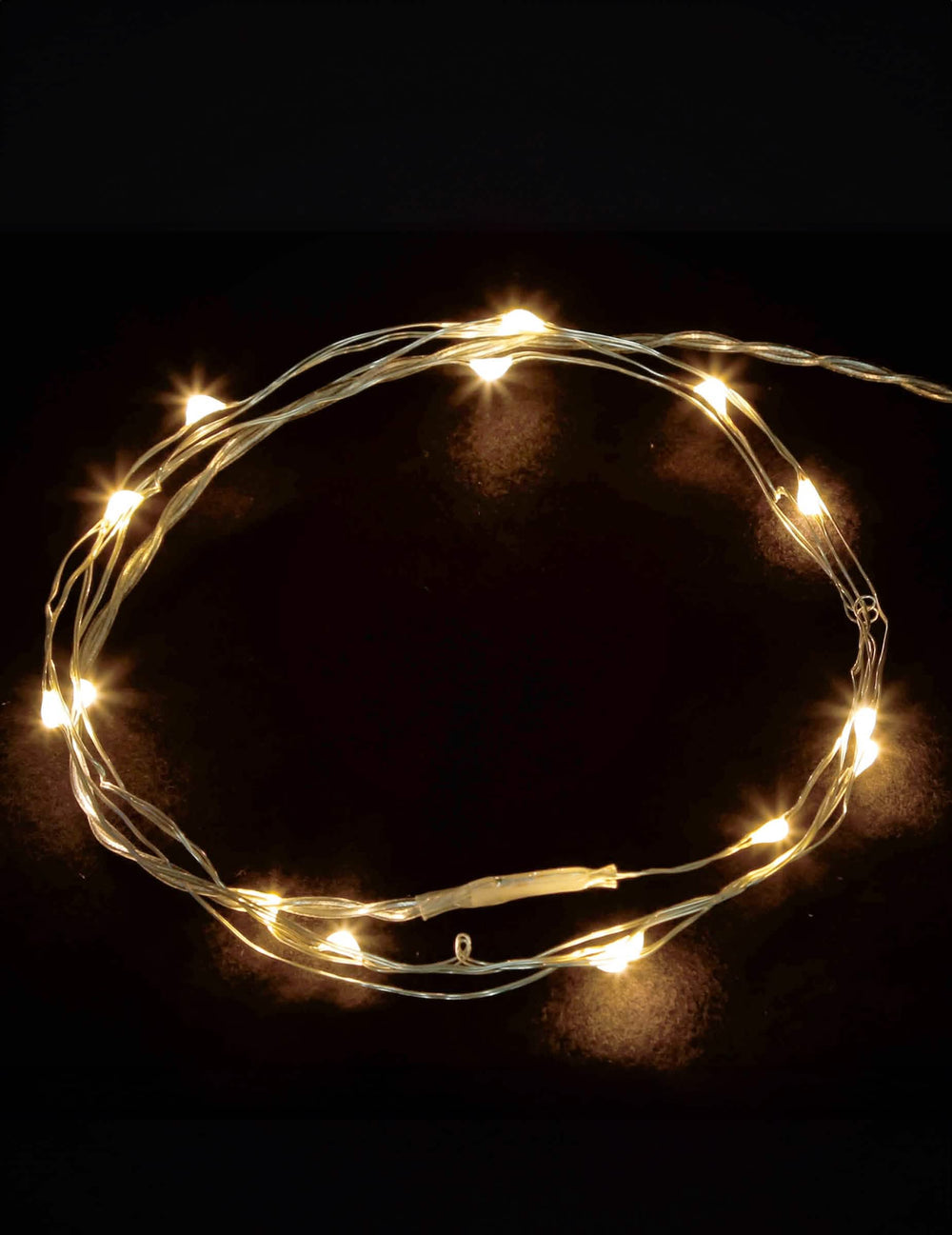 Detalhe dos LEDs acesos da cortina luminosa branco quente para exterior 90 LED 8 modos