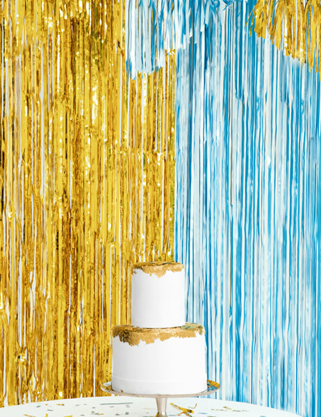 Mise en scène de buffet de fête du rideau scintillant à franges bleu métallisé