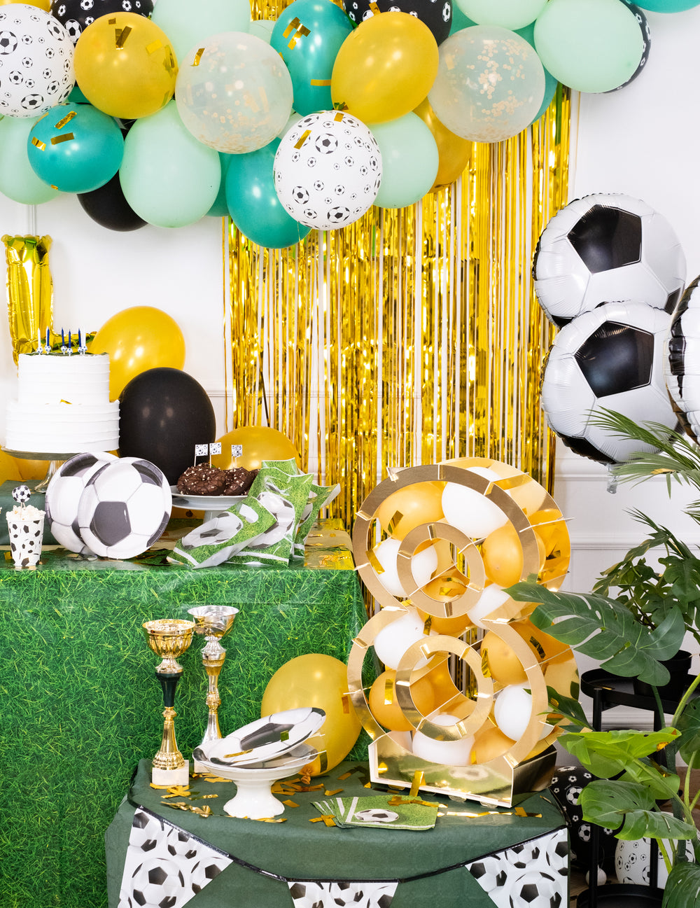 Mise en scène sur le thème football du rideau scintillant pour décoration de fête or