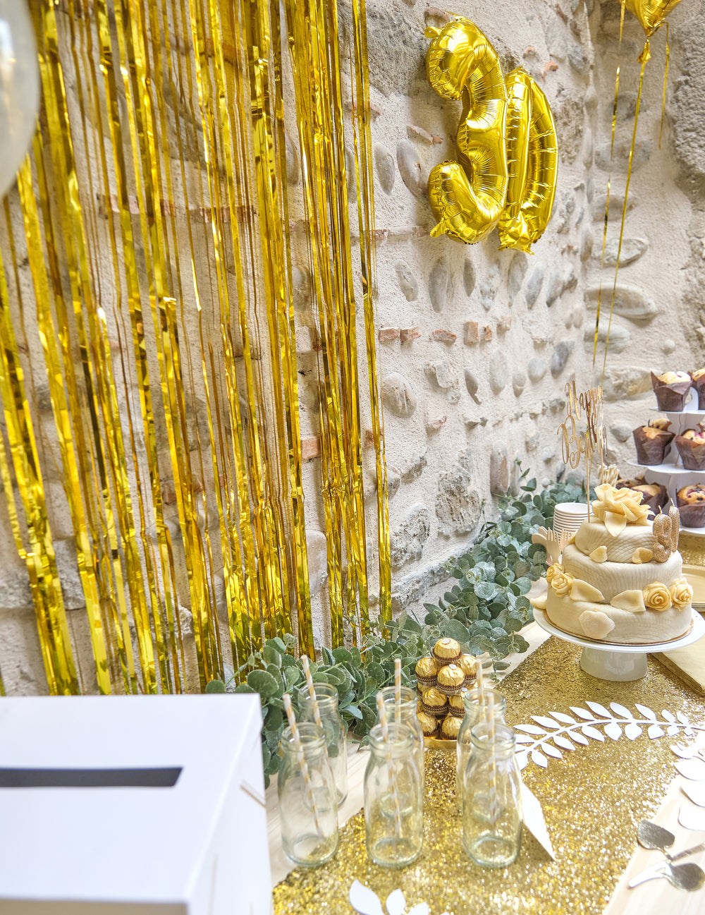 Mise en situation du rideau scintillant pour décoration de fête or
