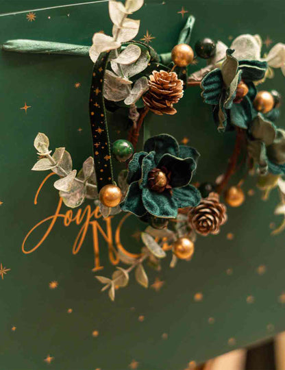 Fita com estrelas veludo verde escuro e dourado 1 cm x 3 m