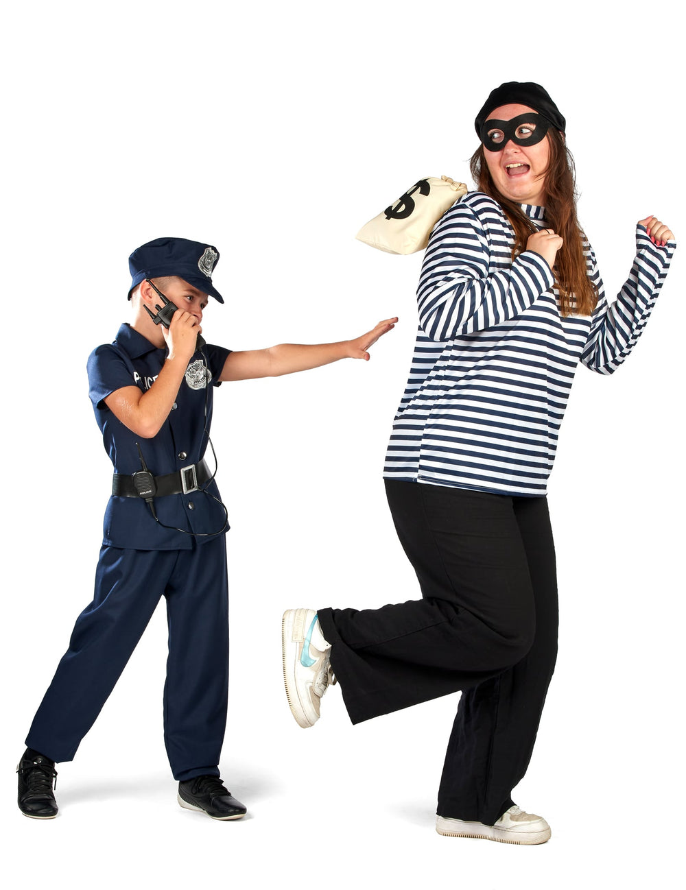Mise en scène du set déguisement cambrioleur pour adulte
