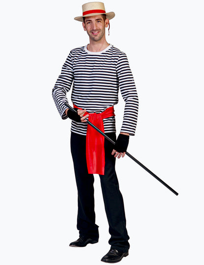 Mise en situation avec chapeau et ceinture rouge du t-shirt à manches longues mime pour adulte