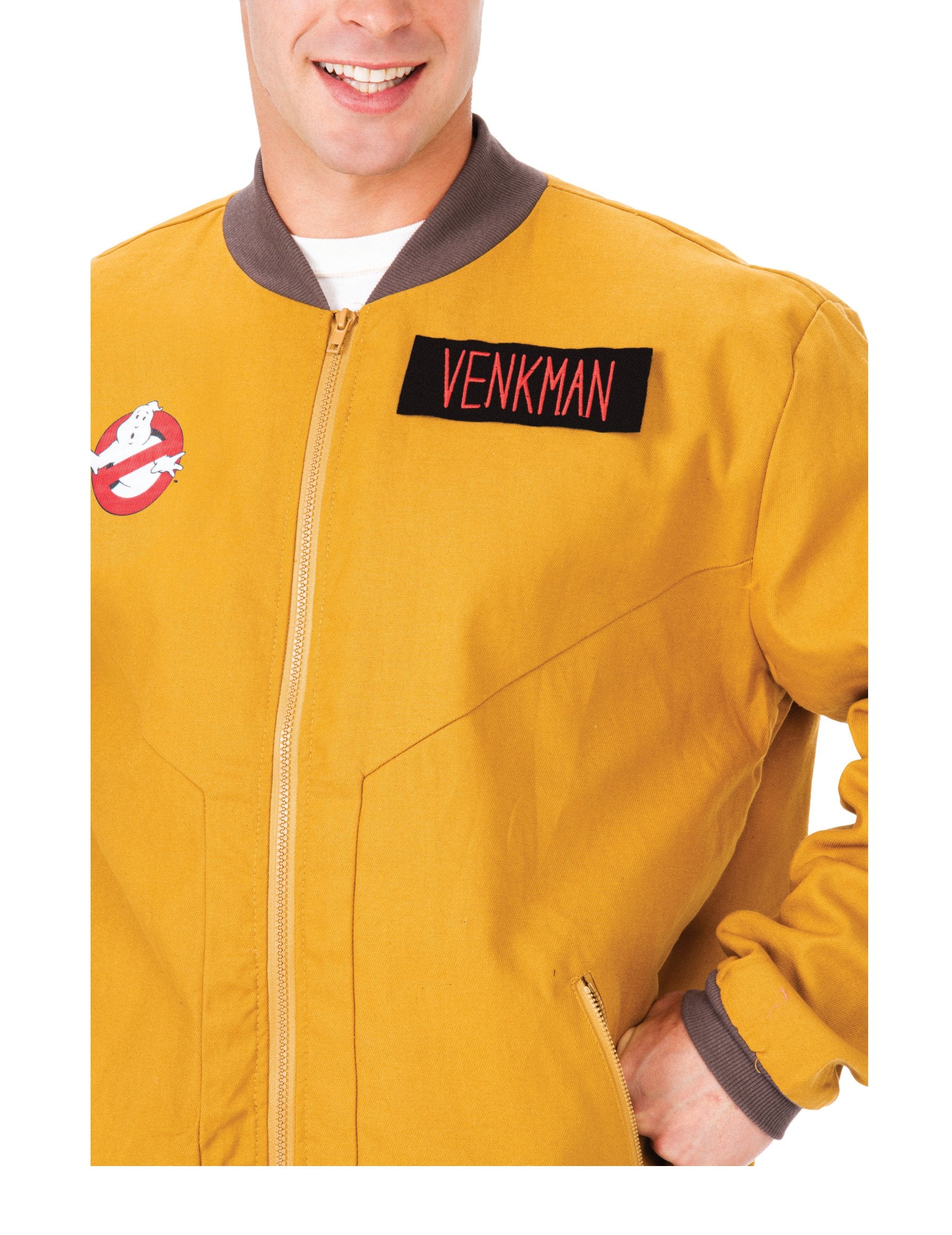 Détail de l'écusson Venkman de la veste Ghostbusters pour adulte
