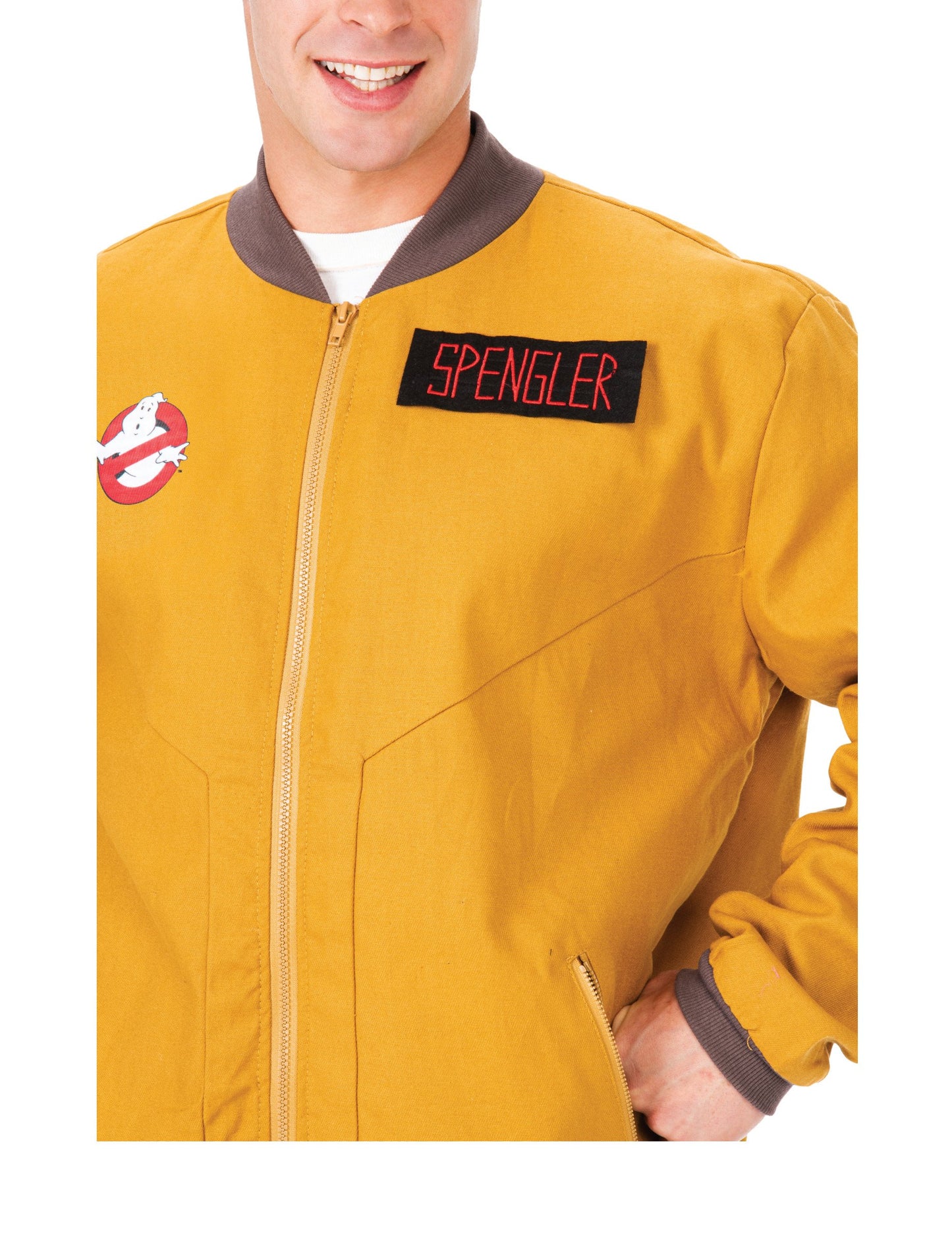 Détail de l'écusson Spengler de la veste Ghostbusters pour adulte